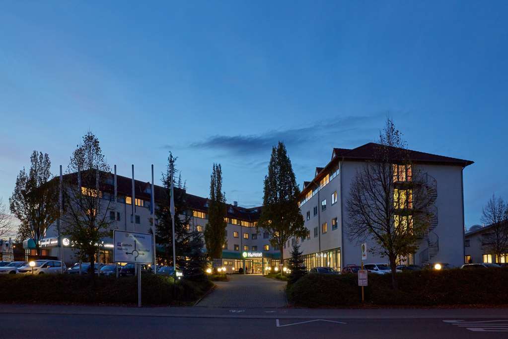 H+ Hotel Stuttgart Herrenberg Exterior foto
